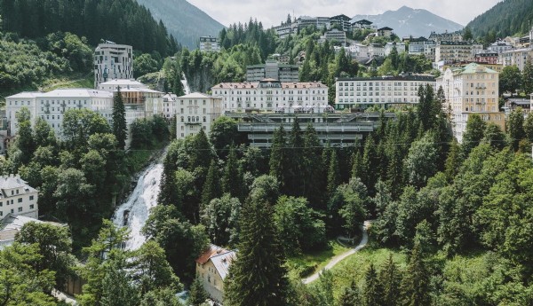 Verfall in Bad Gastein - Noch bleibt Investor weiter auf Tauchstation