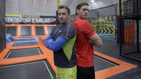 krone.tv vs. Puls 4 - Das Duell der Gladiatoren beim „Jumpin Warrior“