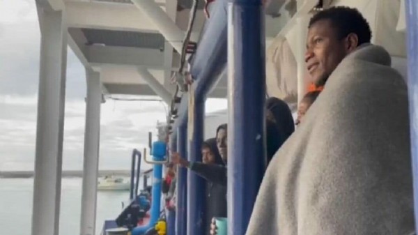 Flucht nach Europa - Mehr als 155.000 Migranten allein in Süditalien