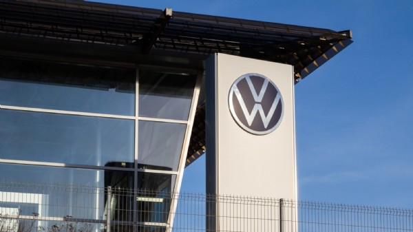 Radikale Kürzungen - Jetzt fix: Gewinn bricht bei VW um 64 Prozent ein