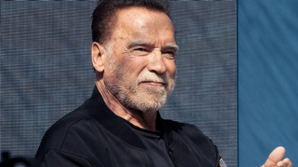 Auf Parteilinie? - „Mache ich nie“: Arnie gibt doch Wahlempfehlung ab