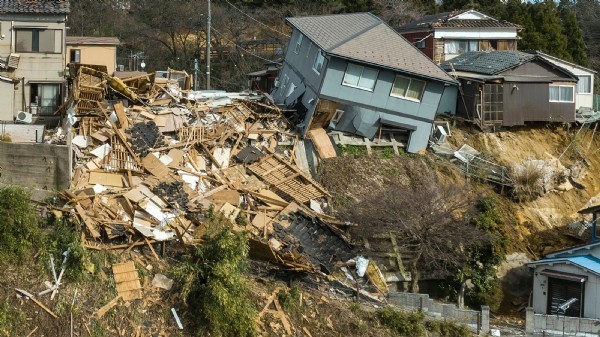 Viele Tote - Erdbeben-Serie in Japan: „Kampf gegen die Zeit“